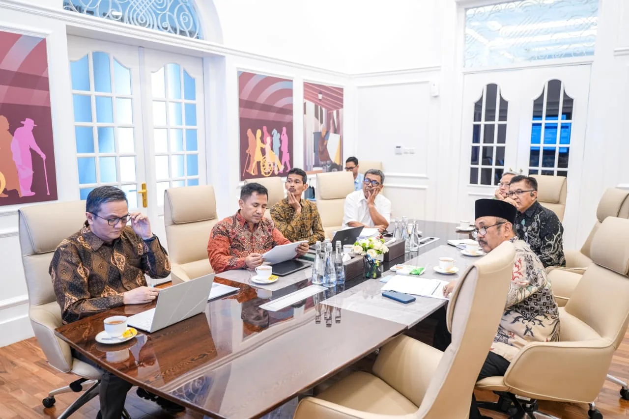 Rapat Koordinasi Pemutakhiran status 16 klaster eks perusahaan PT Agrinas Palma Nusantara